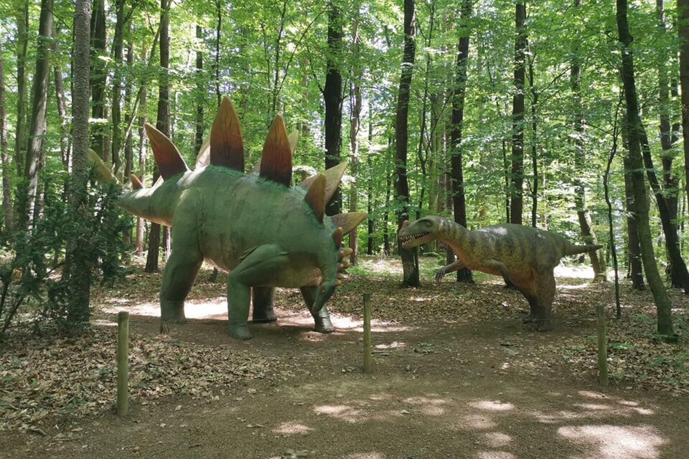 Styrassic Park Dino im Wald